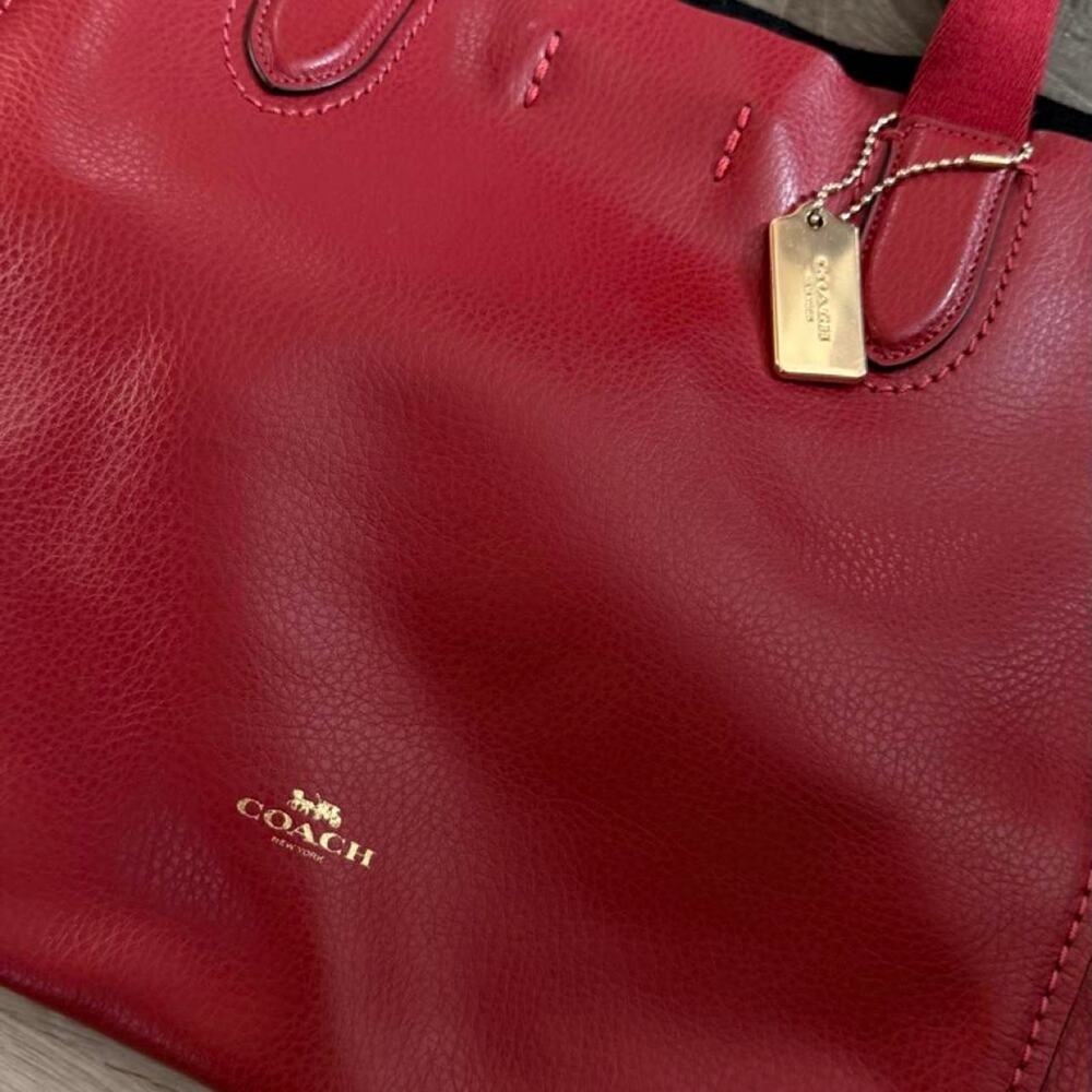 Coach red pebbled leather large
